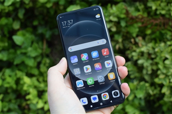 小米17 Ultra 12月亮相：小米最强影像旗舰