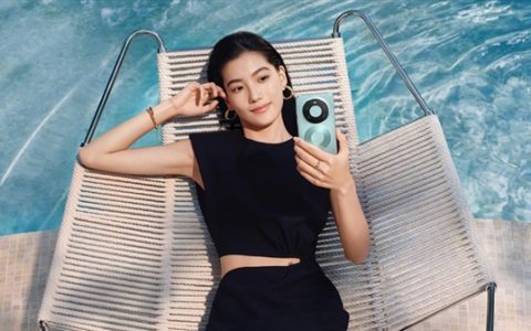 华为Mate 80系列官图来了：全新双环设计 史上最美Mate