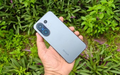 vivo S50系列预热：搭载旗舰三大件 堆料最猛的一代S