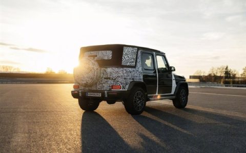 顶奢敞篷回归！全新奔驰大G敞篷版开启路测