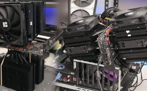 RTX 2060装上双CPU塔式散热器：热点温度骤降35°C！