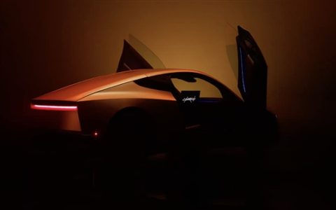 马斯克：不带方向盘的特斯拉CyberCab将于4个月后投产