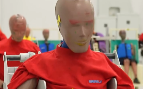 1个汽车碰撞假人“含金量”爆表：身价高达1200万