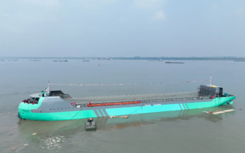 全球首款！PACK换电电动船舶“河豚蔚蓝02”正式发布