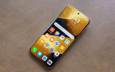 鸿蒙最强影像旗舰已在路上！华为Pura 90全系回归直屏：尺寸变大了