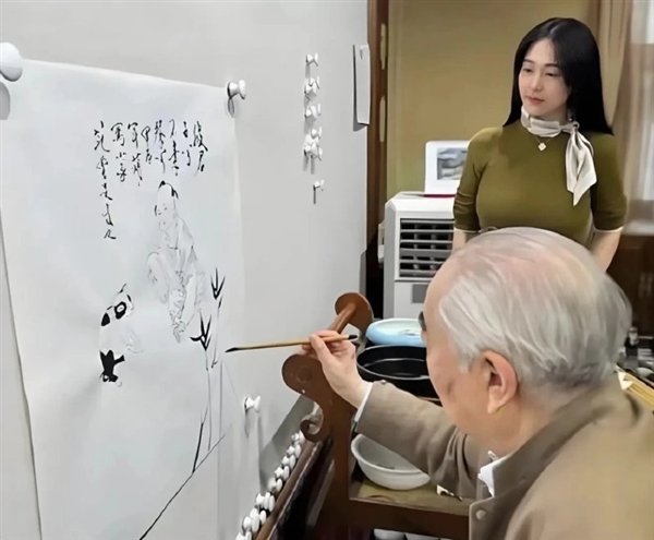 87岁著名画家范曾官宣喜得独子上热搜：妻子是90后 两人年龄相差超50岁