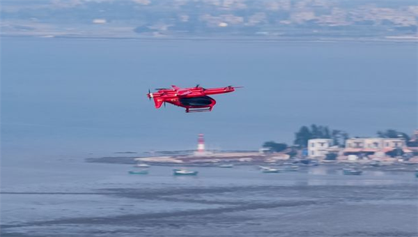 耗时9分钟！峰飞航空完成首次吨级eVTOL跨海峡飞行
