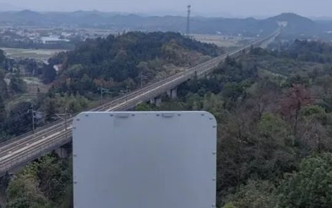 华为完成京广高铁湖南段5G升级：平均下载速率翻倍