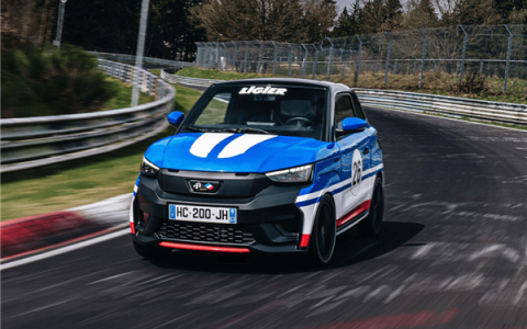 纽北赛道最慢纪录被打破：跑完一圈用时28分25.8秒