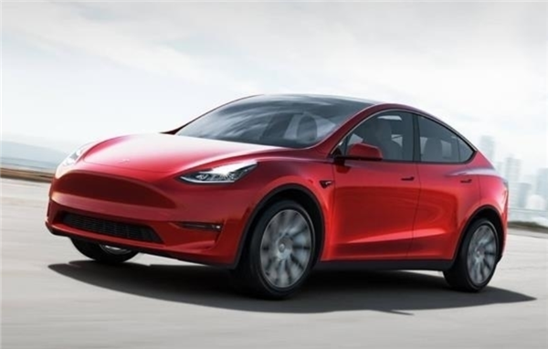 力压Model 3！小米SU7登顶20万+纯电年度销量第一