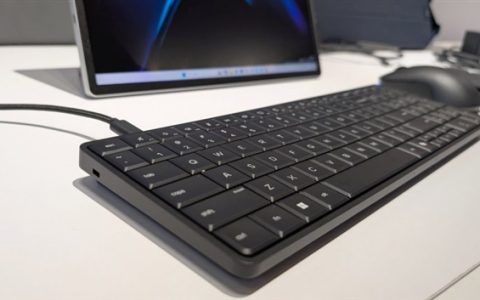 惠普EliteBoard G1a发布：竟然把一台强大的主机塞进键盘里