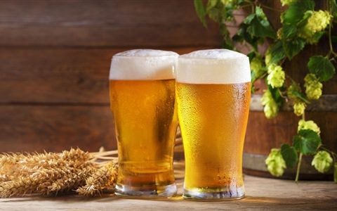 世卫组织呼吁提高含糖和酒精饮料价格：健康税可改善公共健康