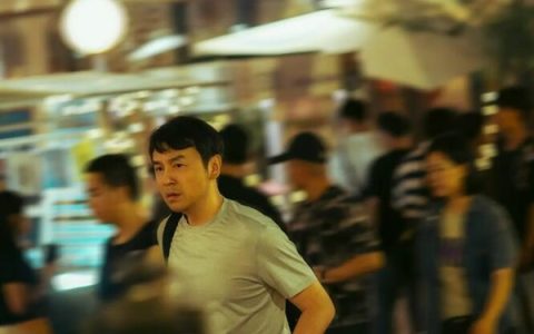 张艺谋《惊蛰无声》登顶春节档 易烊千玺、雷佳音、杨幂等主演