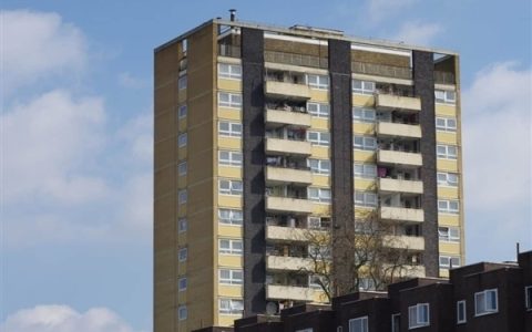 一晚4200元！汕头亚朵酒店春节飙涨 当地发告诫书要求合理定价