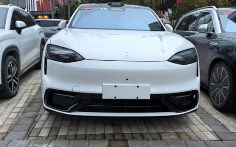 25万价位的大爆款来了 全新问界M6实车多方位展示