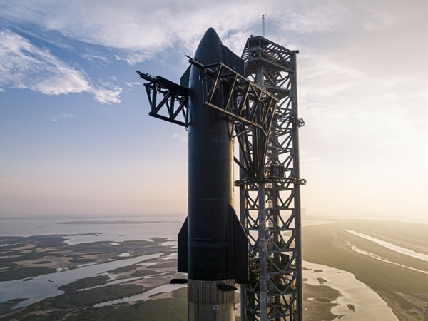 马斯克宣布:SpaceX已收购xAI 新公司估值1.25万亿美元