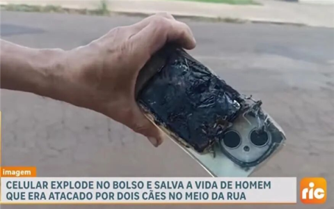 巴西男子被两条狗狂咬 手机突然爆炸救了他一命