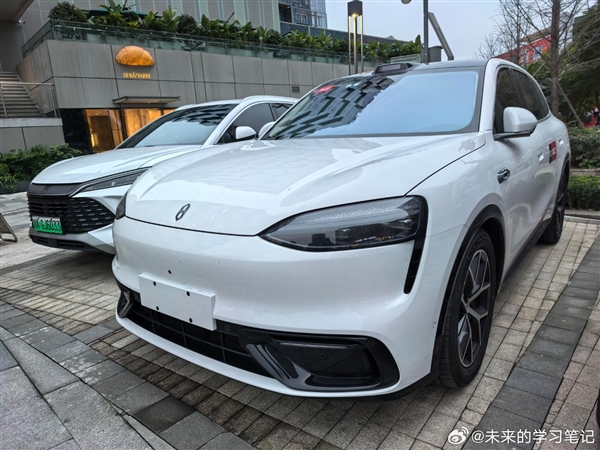 25万价位的大爆款来了 全新问界M6实车多方位展示