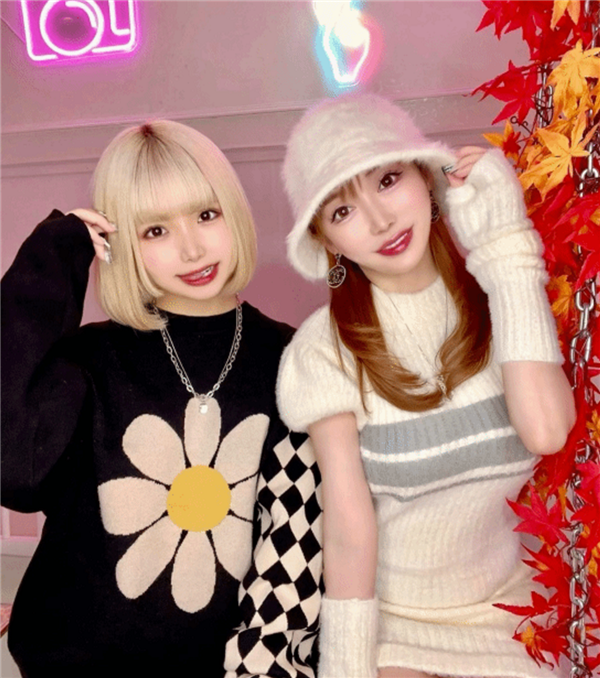 日本14岁妈妈真人版现状引网友围观:母女宛如姊妹花