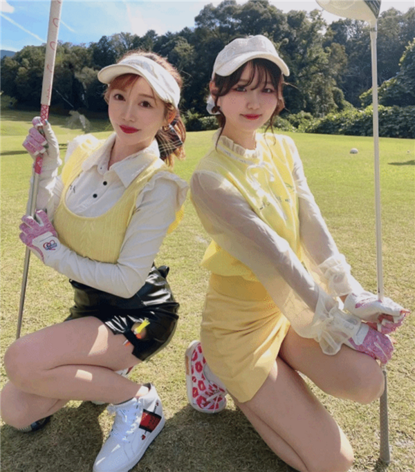 日本14岁妈妈真人版现状引网友围观:母女宛如姊妹花