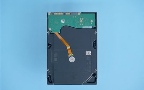1TB SSD从600涨到1200！手握3000元组装台电脑：被存储涨价涨到怀疑人生
