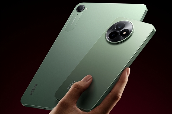 REDMI杀入风扇赛道!REDMI K90至尊版搭载主动散热:性能开挂