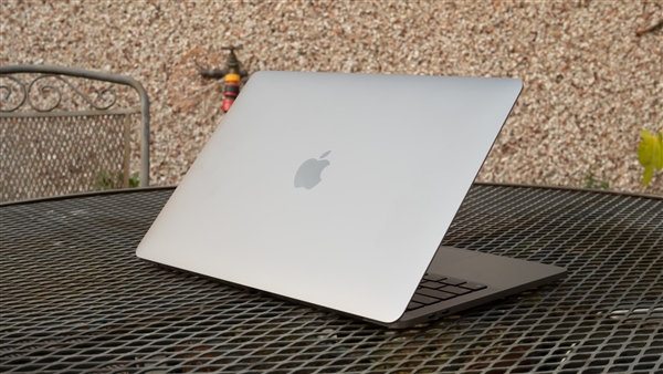 全新MacBook Pro即将发布:首发M5 Pro/Max芯片