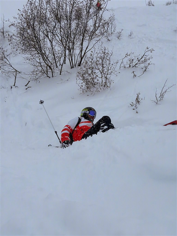 雷军首次公开喜欢滑雪的3个原因：极难获得的刺激 任何室内运动都无法比拟