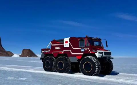 我国自研6×6轮式雪豹车完成南极内陆超1万公里测试：坚冰区时速达65公里/小时