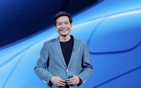 汽车报喜手机报忧，雷军要砸600亿搞AI