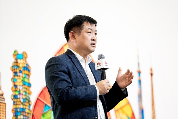 华为云CEO周跃峰致辞 华为云CEO周跃峰致辞