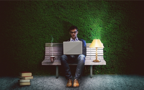 3万人被裁！亚马逊强推AI转型遭员工吐槽：日常工作就是修复AI的错误代码