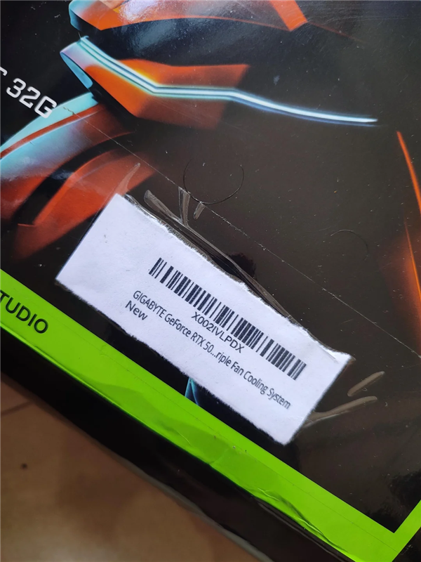 又有人被骗!花22000多买RTX 5090:却收到洗衣粉 商家拒不退款