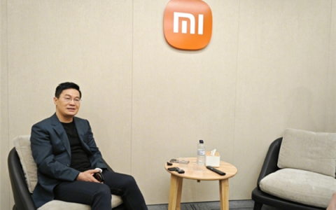 卢伟冰回应小米手机为何还没涨价：小米产品很多元化 内存压力暂时可以自己去扛