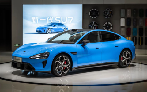 雷军官宣：新一代小米SU7本月发布！发布后大规模交付