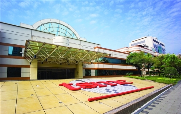 台积电40%产能被逼转为美国产 黄仁勋不看好：直言非常困难