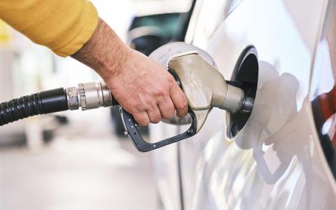 伊朗警告油价有飙升每桶200美元可能：多国宣布释放石油储备