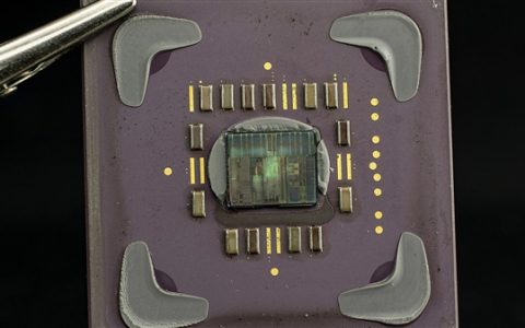 AMD CPU巅峰之作！K6-III诞生27周年：首次集成二级缓存