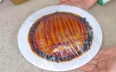一次性浴帽保鲜膜能用吗：看完秒懂