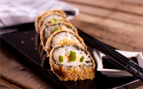 黄牛代排收入超5万！全国爆火的寿司郎出新规：吃饭需出示SIM卡尾号