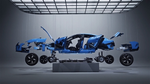 雷军：北京车展将展示新一代SU7全拆解版车身