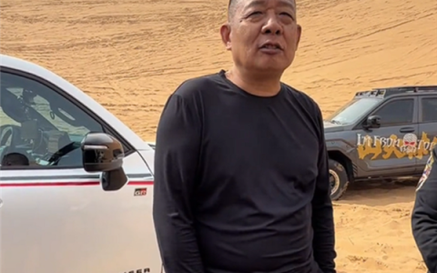 于东来力挺魏建军 直播中再订购100台长城坦克700送给员工