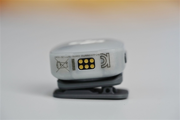 首创分体式遥控器！大疆Osmo Mobile 8P全能Vlog套装图赏