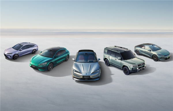 近70款车集体降价：新能源均降3.8万 车企赔本赚吆喝已成常态