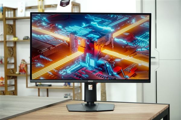 100% DCI-P3色域+240Hz高刷！微星MPG 322UR QD-OLED X24显示器图赏