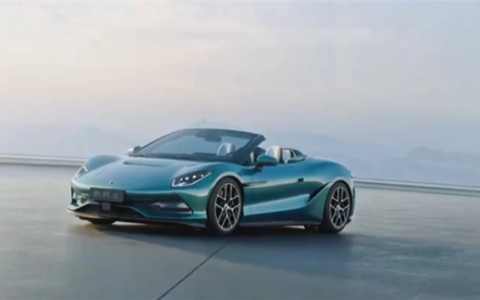 碾压千万级超跑！比亚迪腾势Z超跑全球首秀：零百加速2秒内