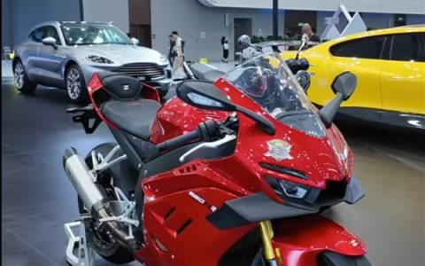 张雪机车首次参加消博会！代理商称订单翻了两三倍 交车排到9月