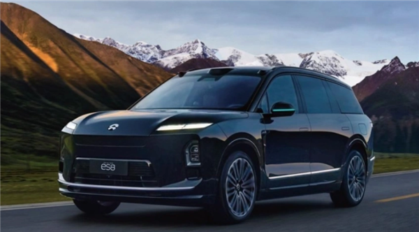 不满也要上新！蔚来秦力洪：不能因老用户不满就停止更新 不更公司就没了