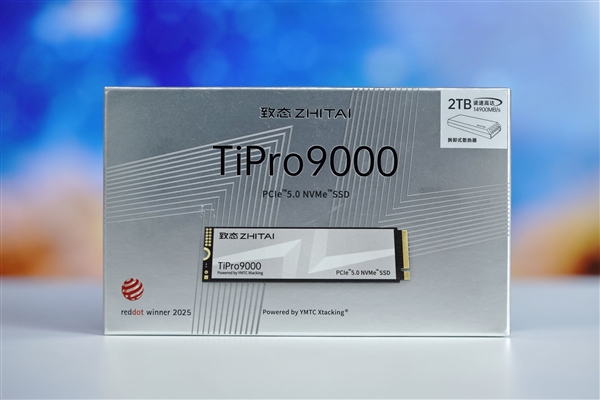 速度逼近PCIe 5.0上限！长江存储致态TiPro9000 2TB图赏