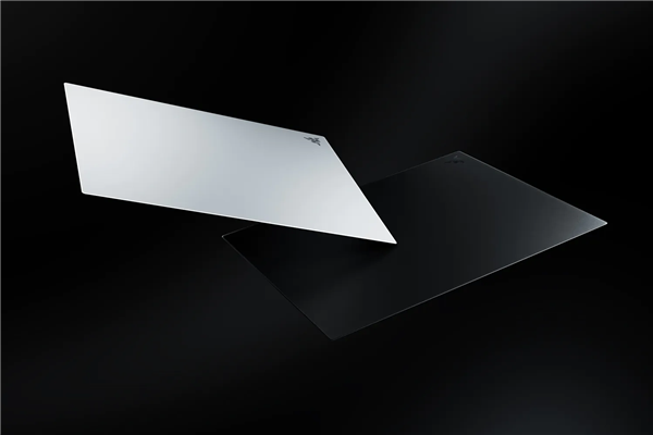 要价1199元！雷蛇发布帝王蝶Atlas Pro全球最薄玻璃鼠标垫：仅1.9mm